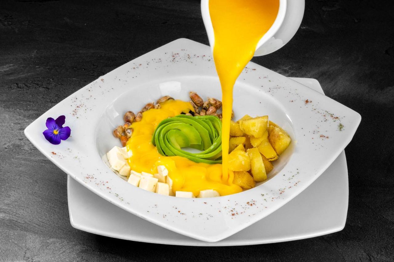 Hotel Stubel Suites & Cafe Quito Bagian luar foto