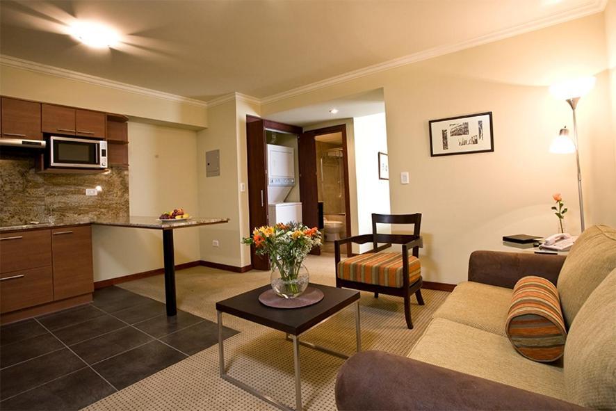 Hotel Stubel Suites & Cafe Quito Bagian luar foto