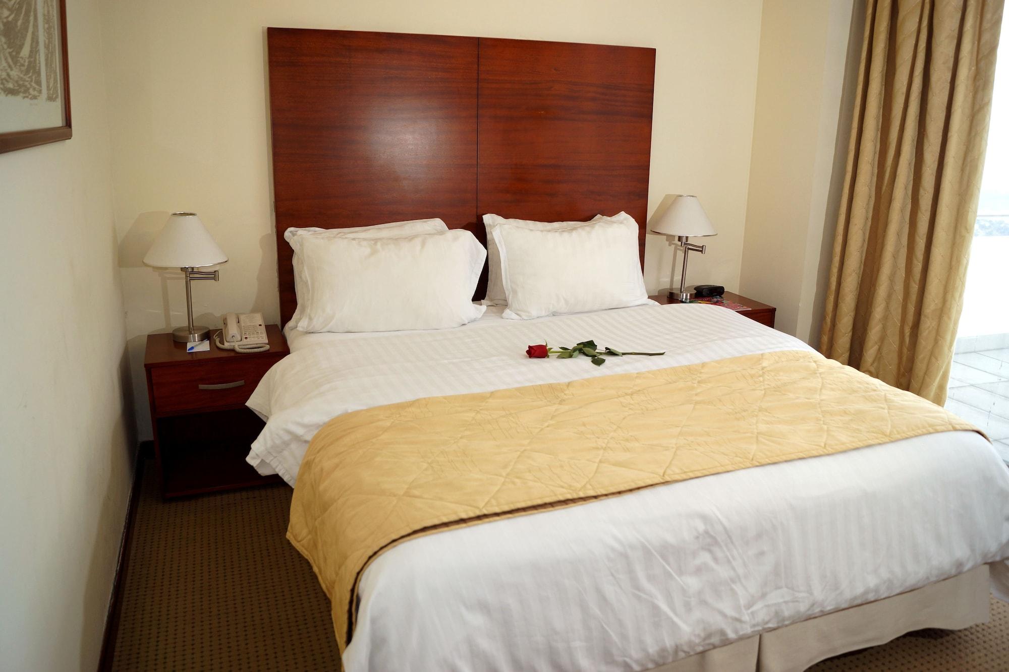 Hotel Stubel Suites & Cafe Quito Bagian luar foto