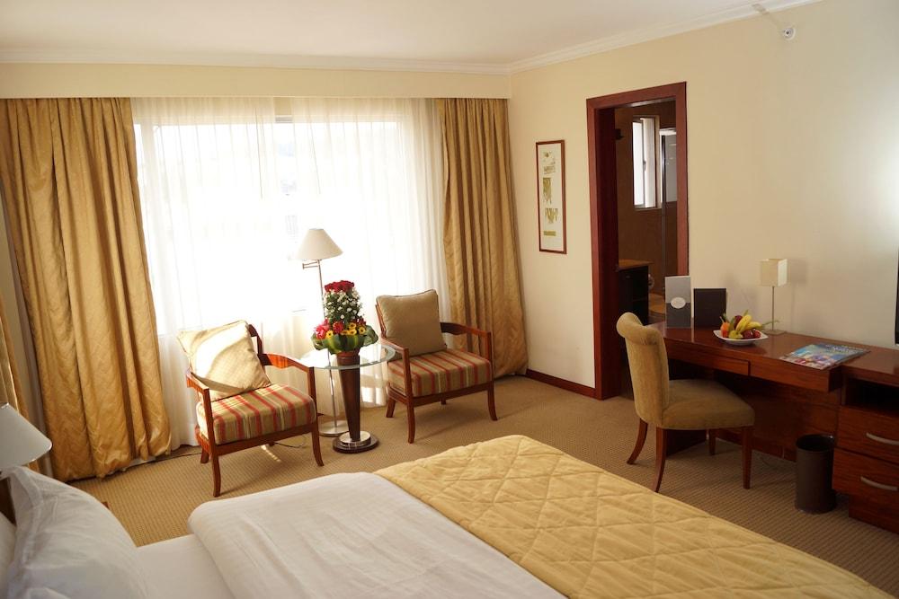 Hotel Stubel Suites & Cafe Quito Bagian luar foto