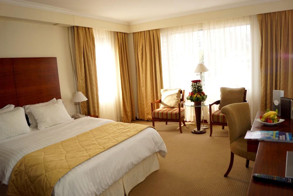 Hotel Stubel Suites & Cafe Quito Bagian luar foto