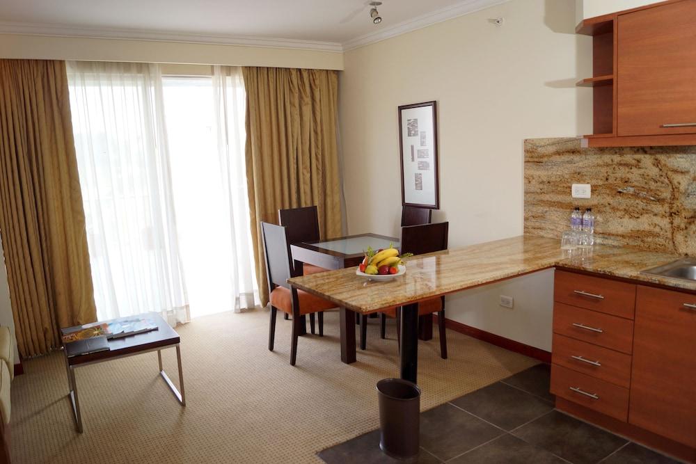 Hotel Stubel Suites & Cafe Quito Bagian luar foto